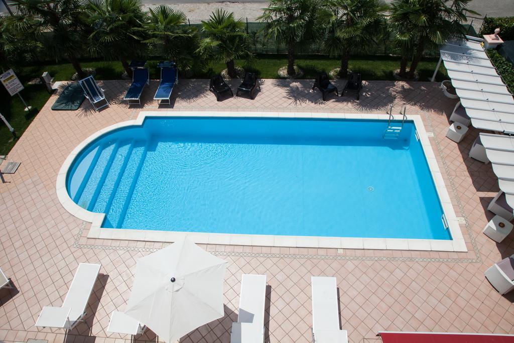 Hotel Master Albignasego ภายนอก รูปภาพ